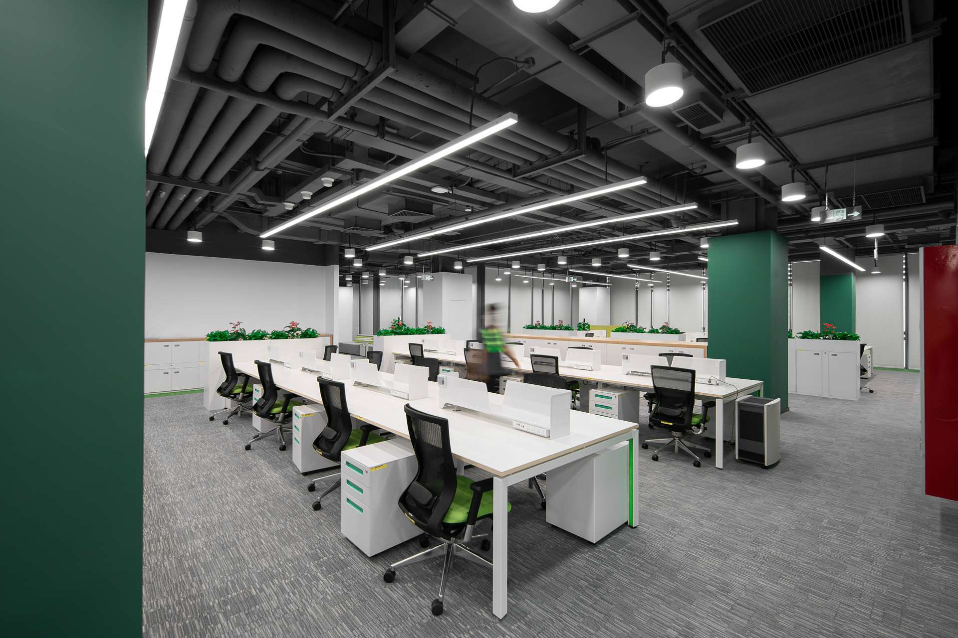 1000平郑州科技公司办公室装修