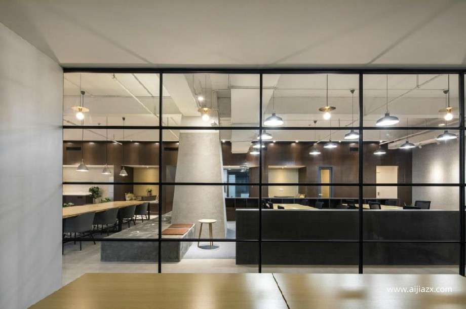 300平米办公空间设计效果图