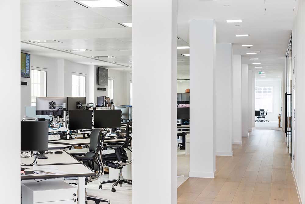 350平投资公司办公室设计装修施工