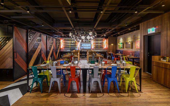 260m2郑州食堂设计效果图