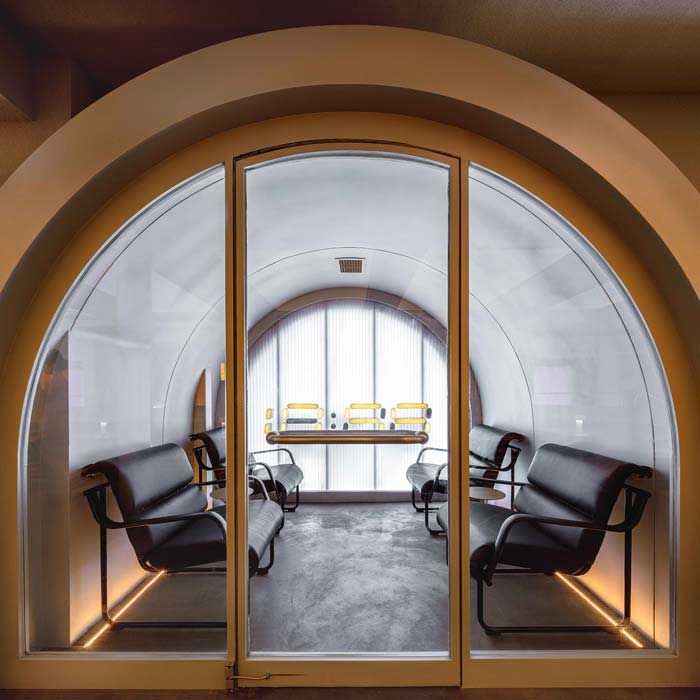 350m2郑州东区西餐厅设计效果图