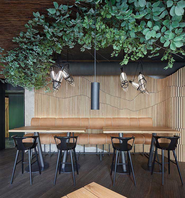 320m2郑州金水区西餐厅设计效果图