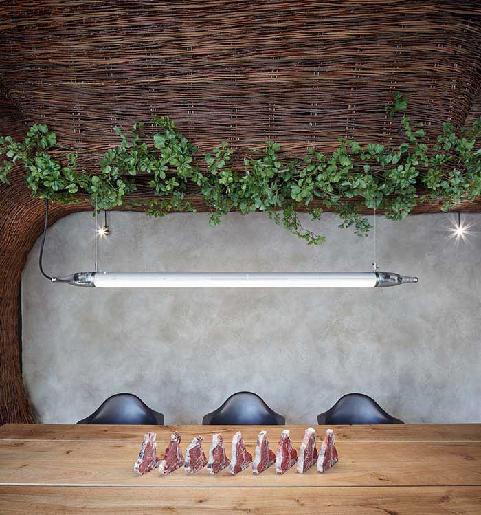 320m2郑州金水区西餐厅设计效果图