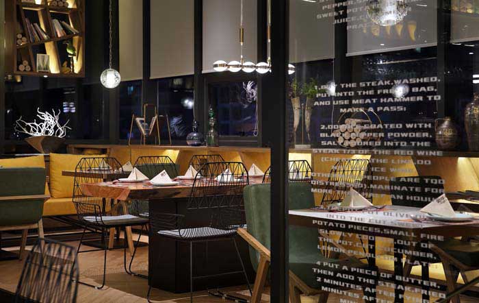 265m2郑州管城区西餐厅装修设计效果图