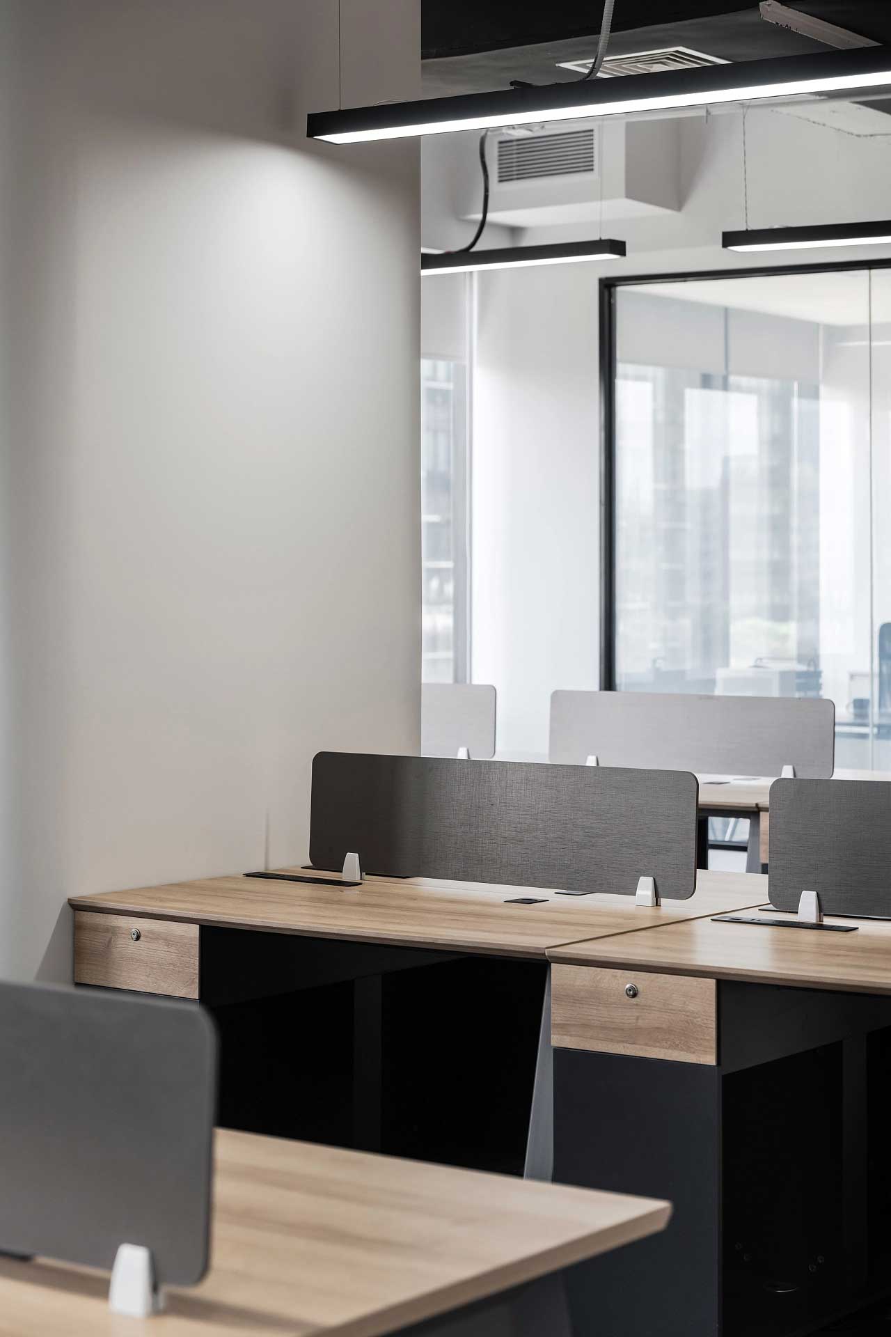 240平米郑州惠济区办公室装修效果图