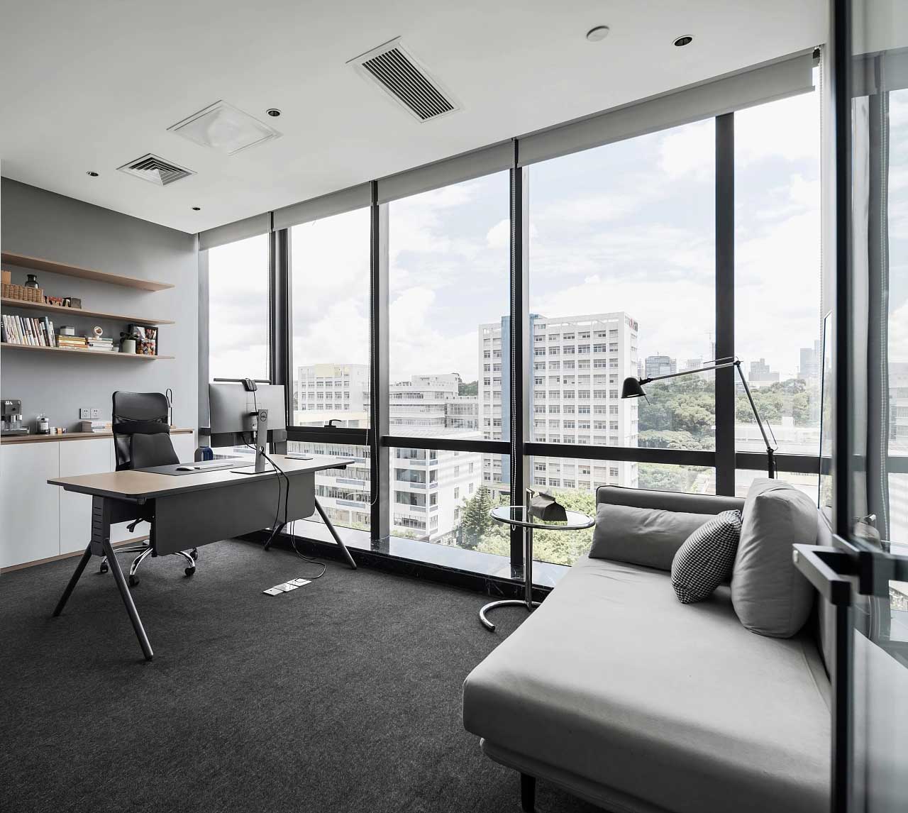 240平米郑州惠济区办公室装修效果图