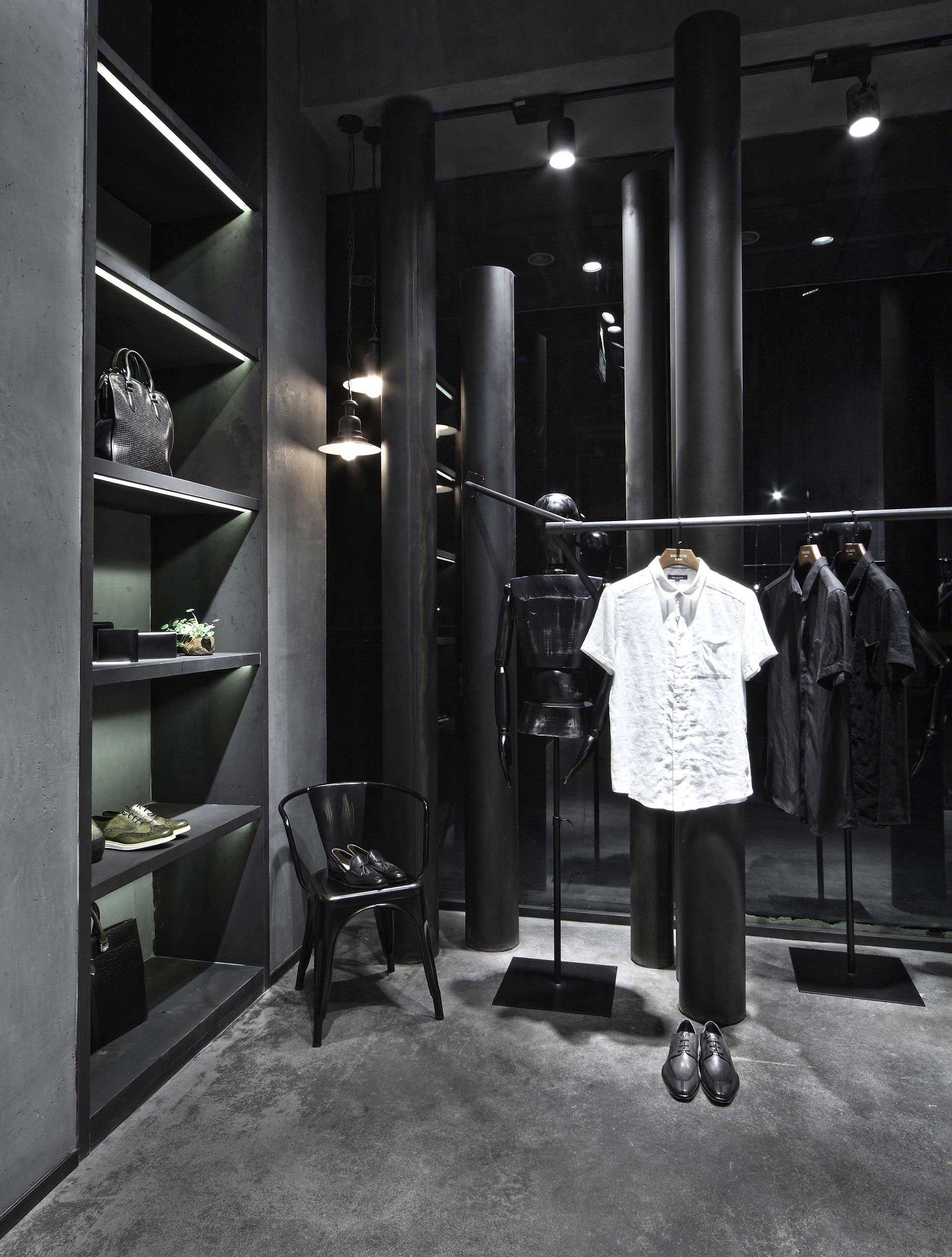 230平米服装店设计装修效果图