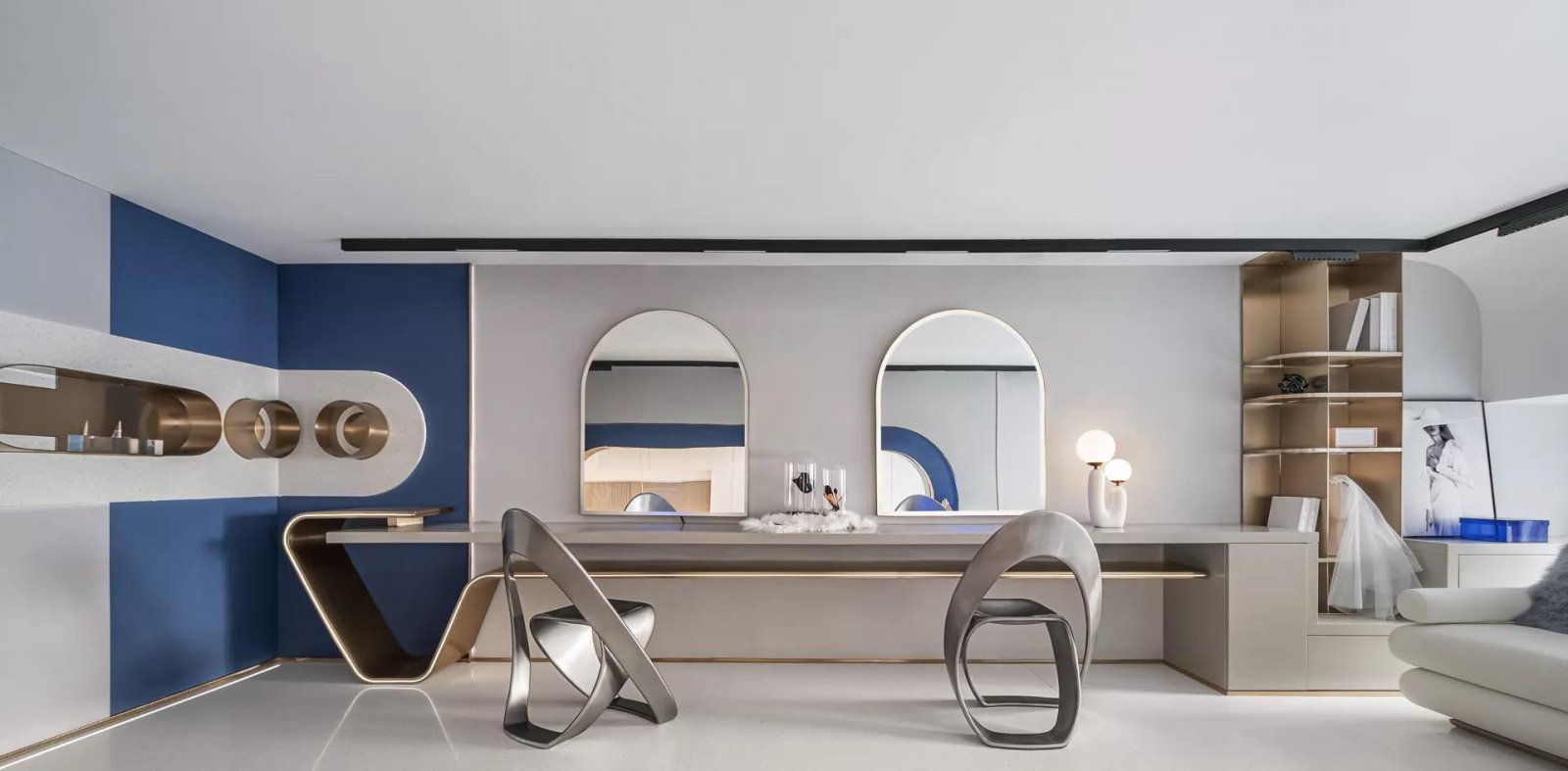 180平米婚纱礼服定制店铺装修设计效果图