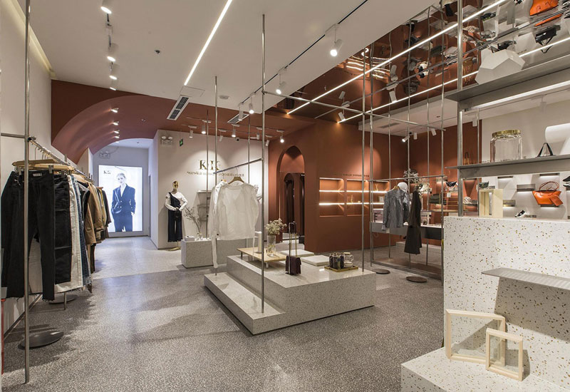 68平米女装专卖店装修设计效果图