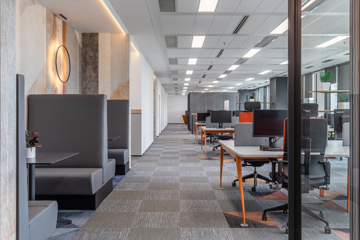 845平米集团分公司办公室装修效果图