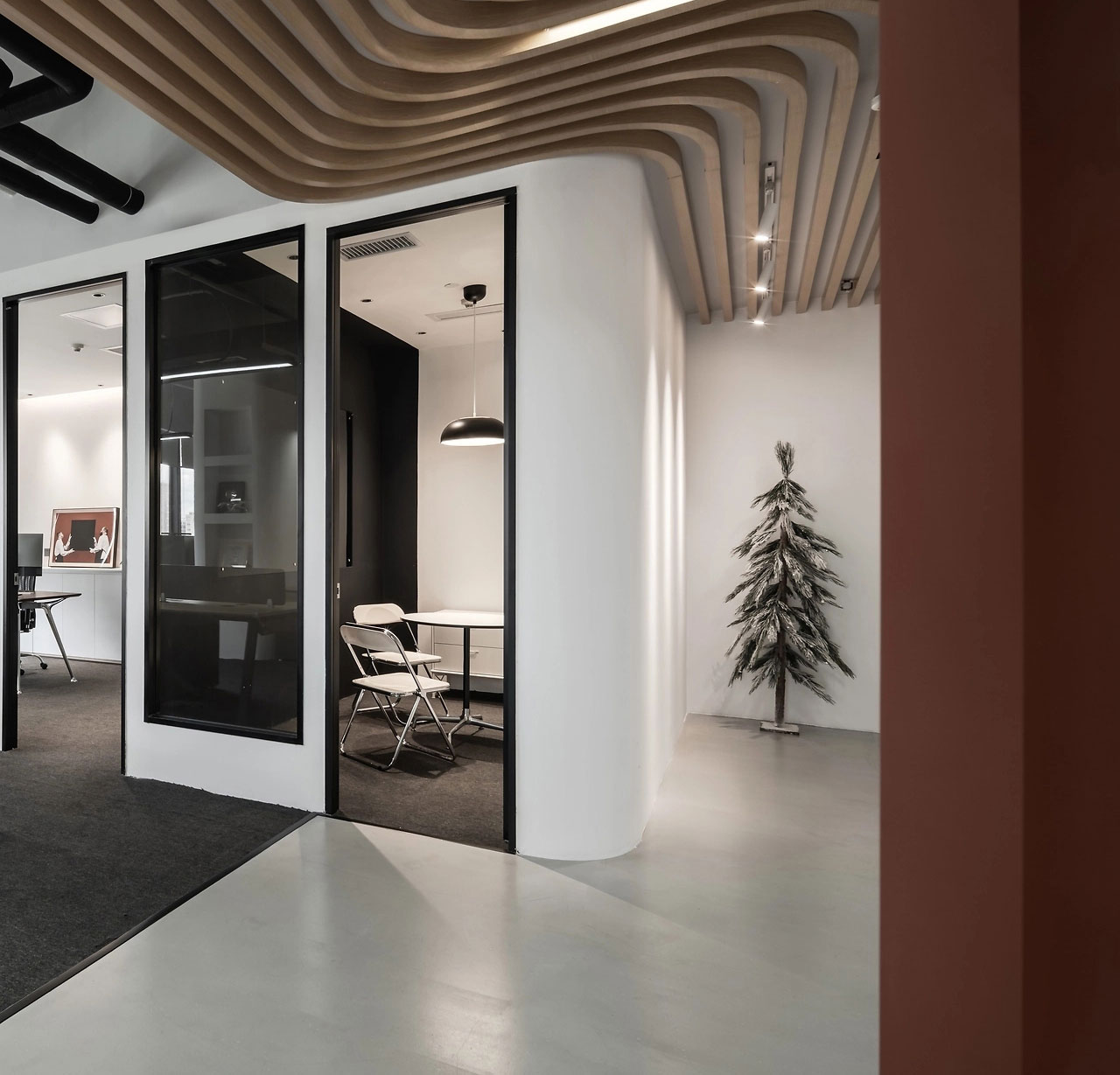 245平米郑州办公室装修实景案例图