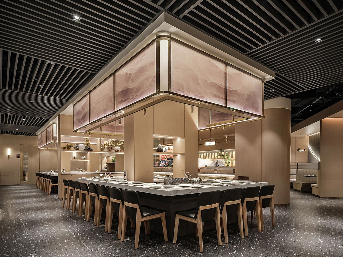 310平米郑州铁板烧自助餐厅设计装修效果图