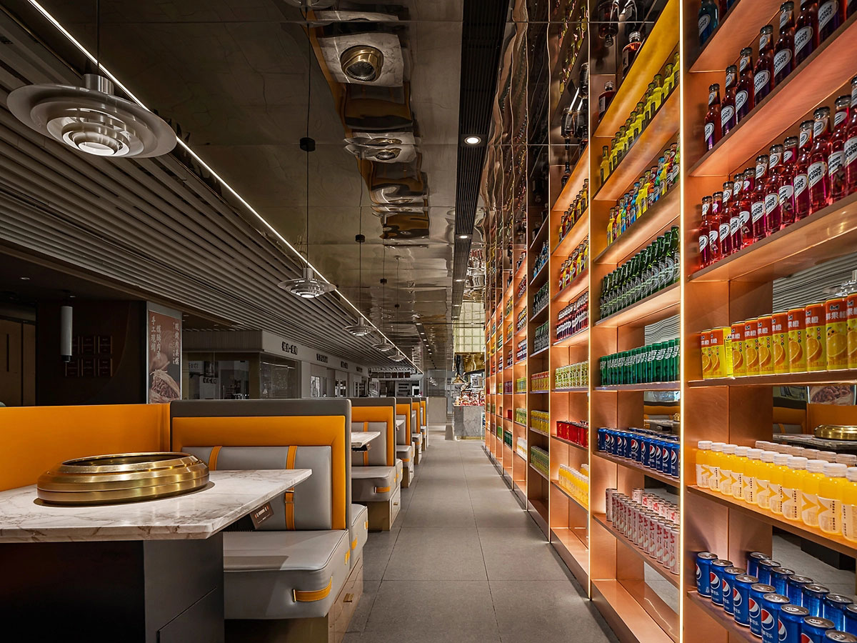 381平米郑州自助餐厅设计装修效果图