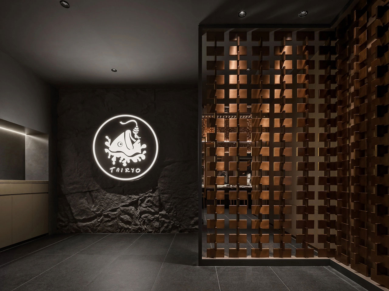 345平米大渔铁板烧自助餐厅二七店装修设计效果图