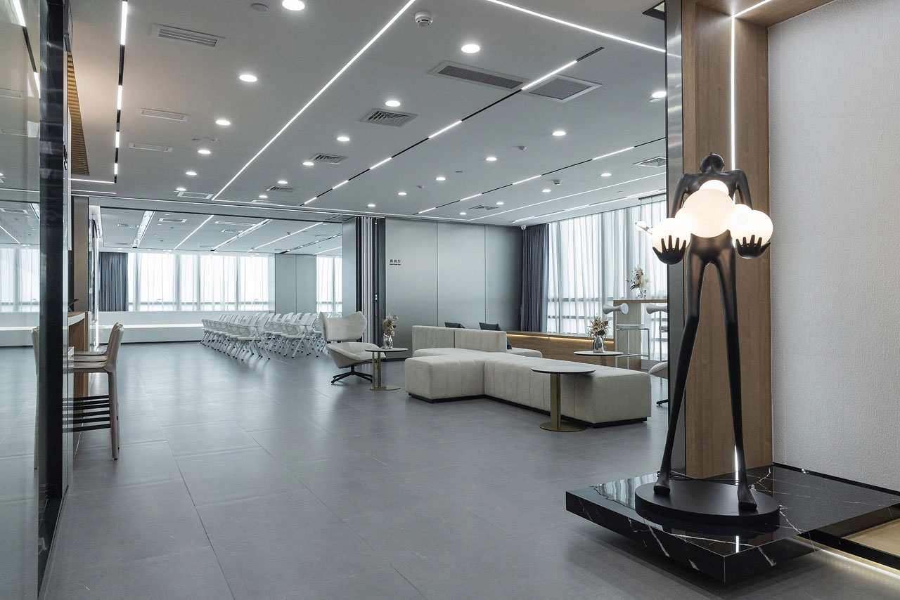 305平米郑州办公室装修设计效果图