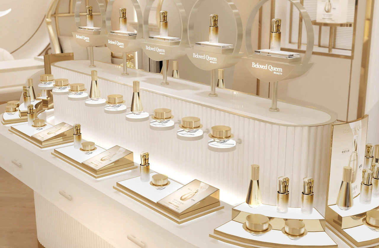 120平米品牌化妆品店面装修设计效果图