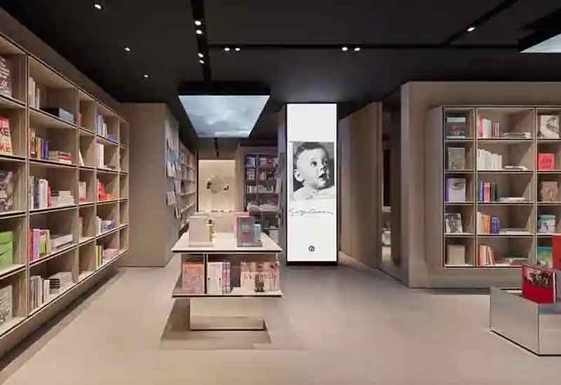 郑州专卖店装修:无障碍通道的地面防滑处理