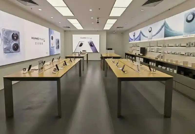 郑州手机店设计：体验台家具的高度与舒适度