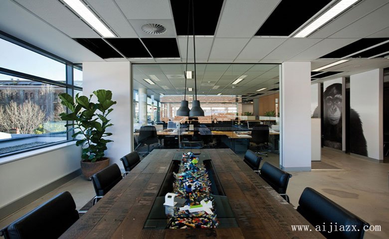 新潮创意型办公室装修效果图